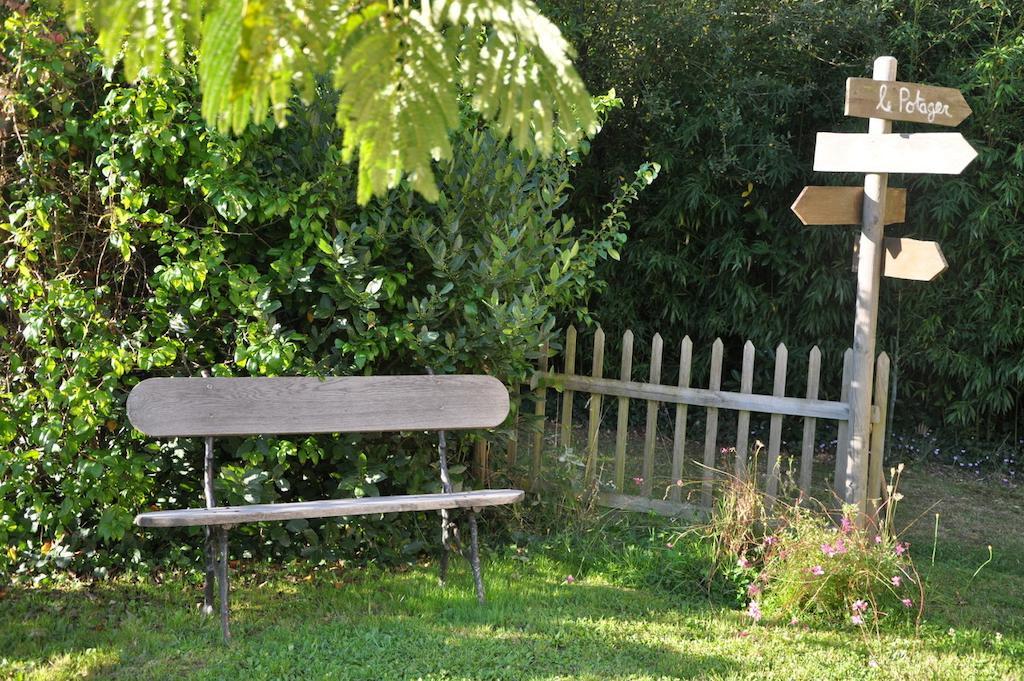 Bed and Breakfast La Maison De Rose Brossac Exterior foto